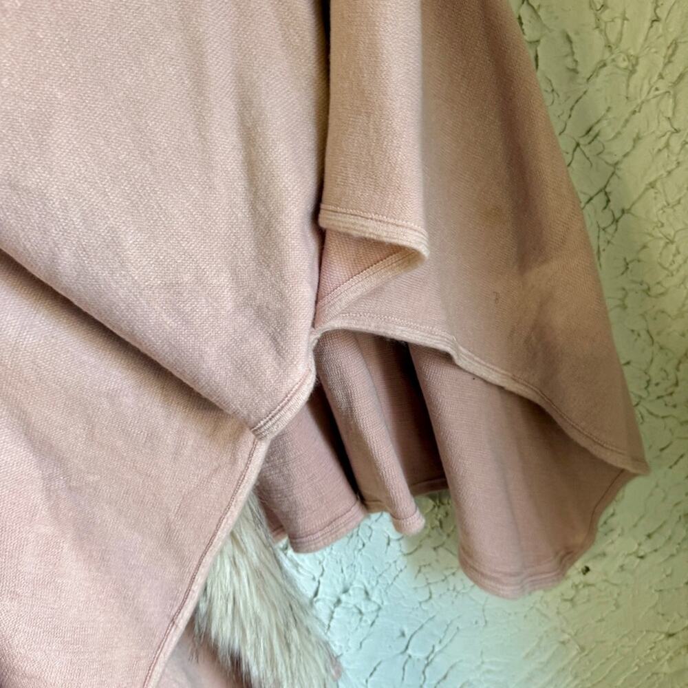 Adrienne Vittadini Pink Poncho with Faux Fur Trim - Picture 6 of 8